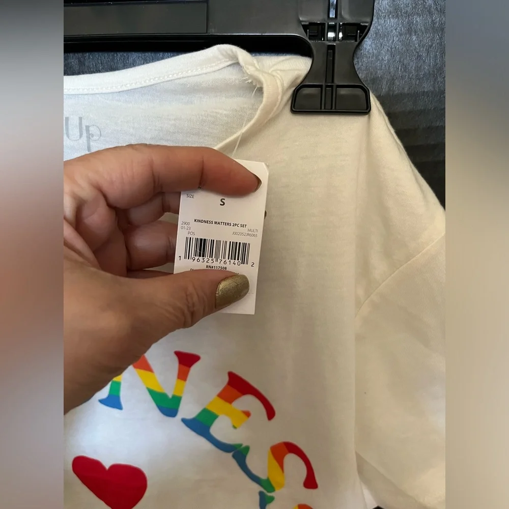 Wound up kid shirt Small NWT - Picture 4 of 4